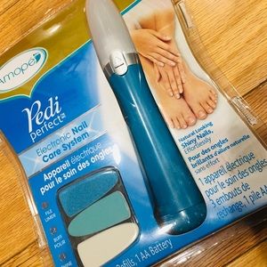 PEDI PERFECT. Buff, shine, file and pamper urself